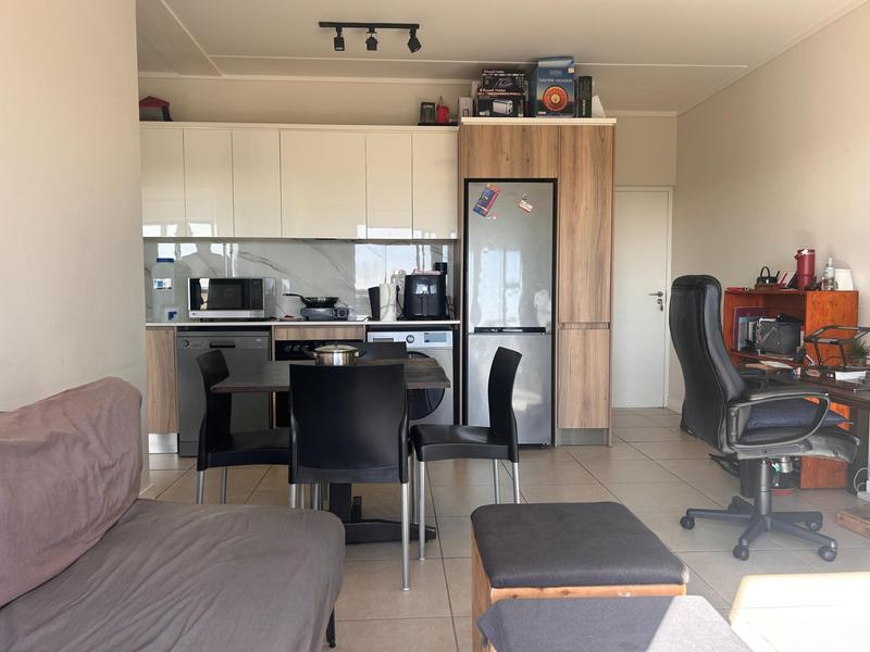 To Let 1 Bedroom Property for Rent in Sandown Western Cape